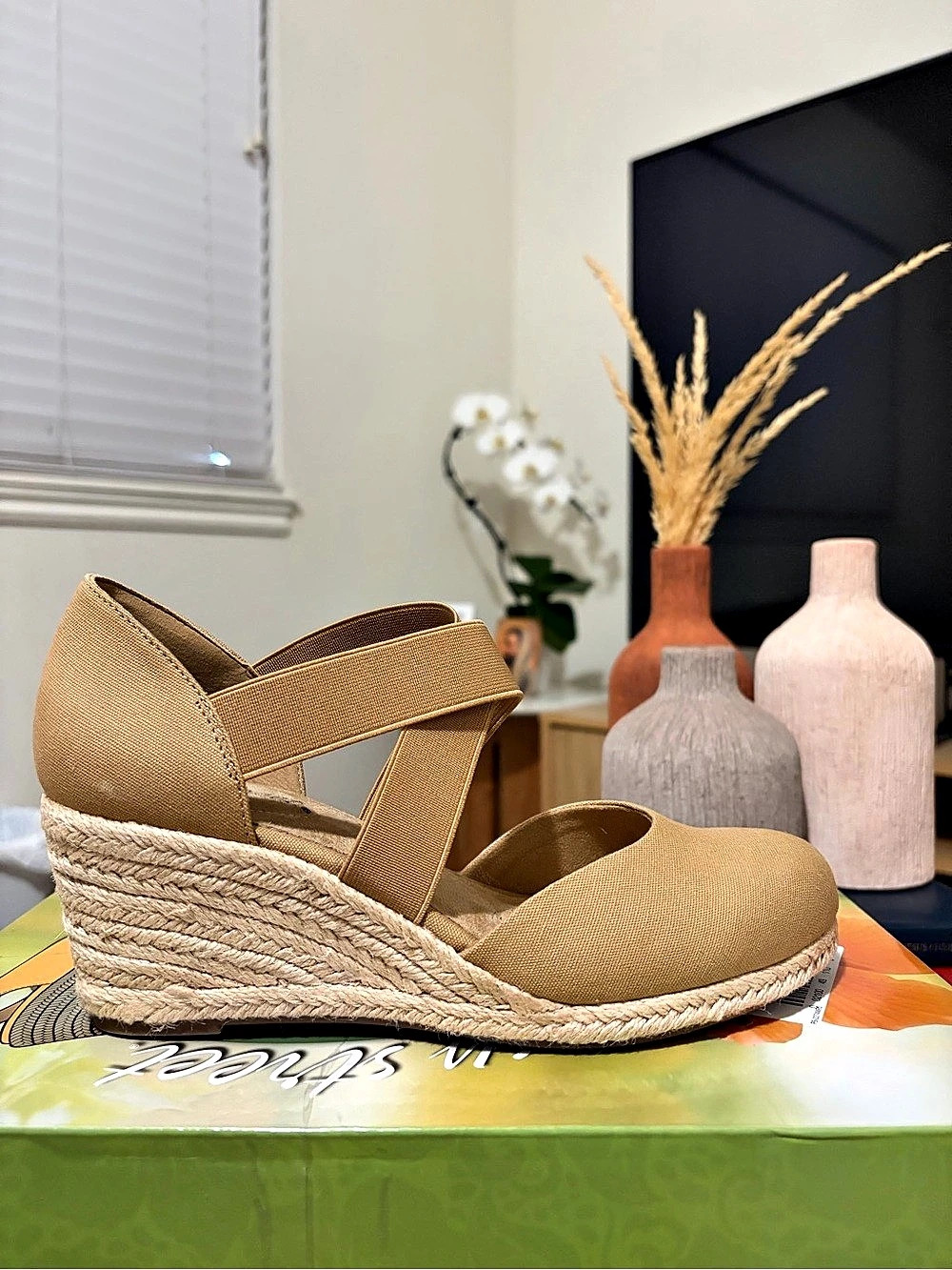Easy Street Daytona Espadrille Wedge Sandal Brown US 7 M